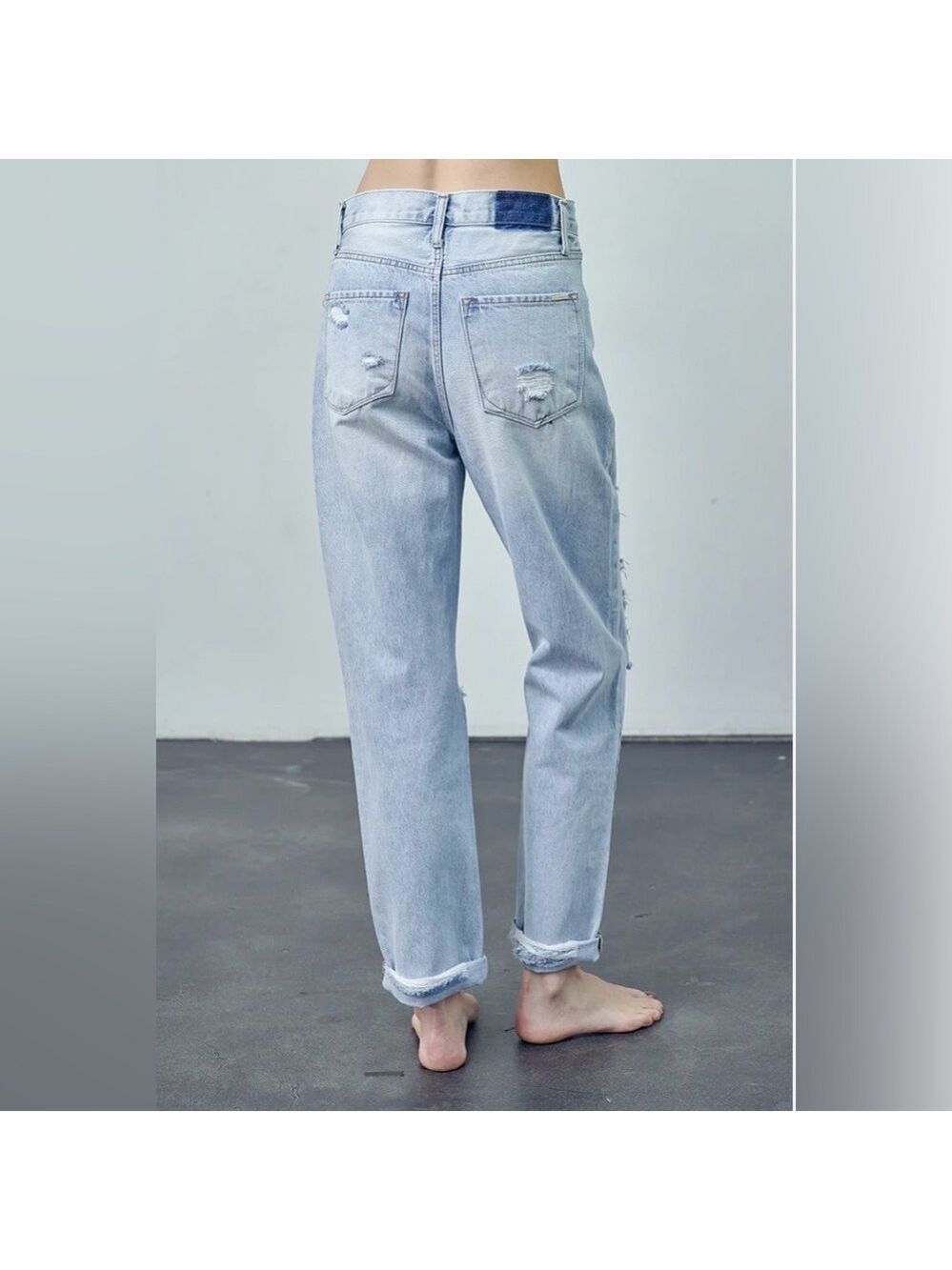 Insane Gene High Rise Tapered Jeans Light Wash NWT - Picture 2 of 9